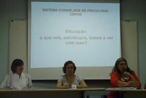 atividade-do-ano-da-educacao-do-sistema-conselhos-reune-psicologos-em-niteroi