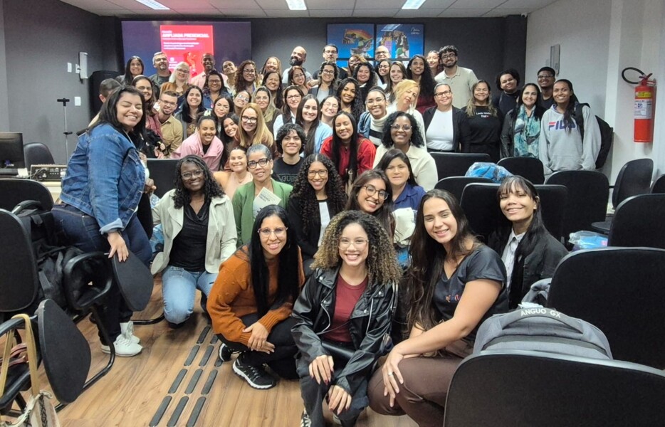 reuniao-ampliada-fortalece-o-cuidado-e-a-valorizacao-da-psicologia-na-baixada